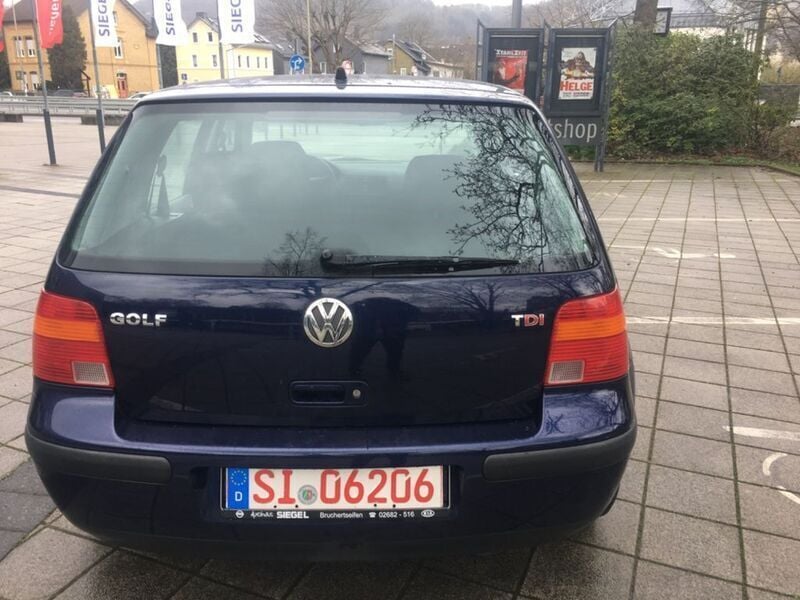 Gebraucht VW Golf IV 101 PS (74 kW) 2001 Blau Limousine