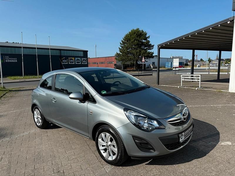 Grau Gebraucht 2014 Opel Corsa Kleinwagen | 6.549 € (Etwas zu teuer) - Bild 1/4