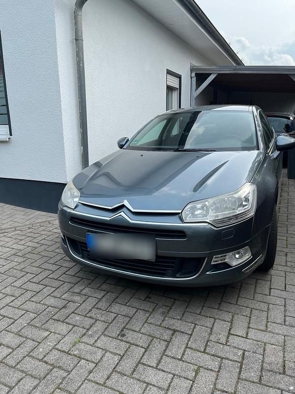 Grau Gebraucht 2008 Citroën C5 Limousine | 2.600 € (Teuer) - Bild 1/4