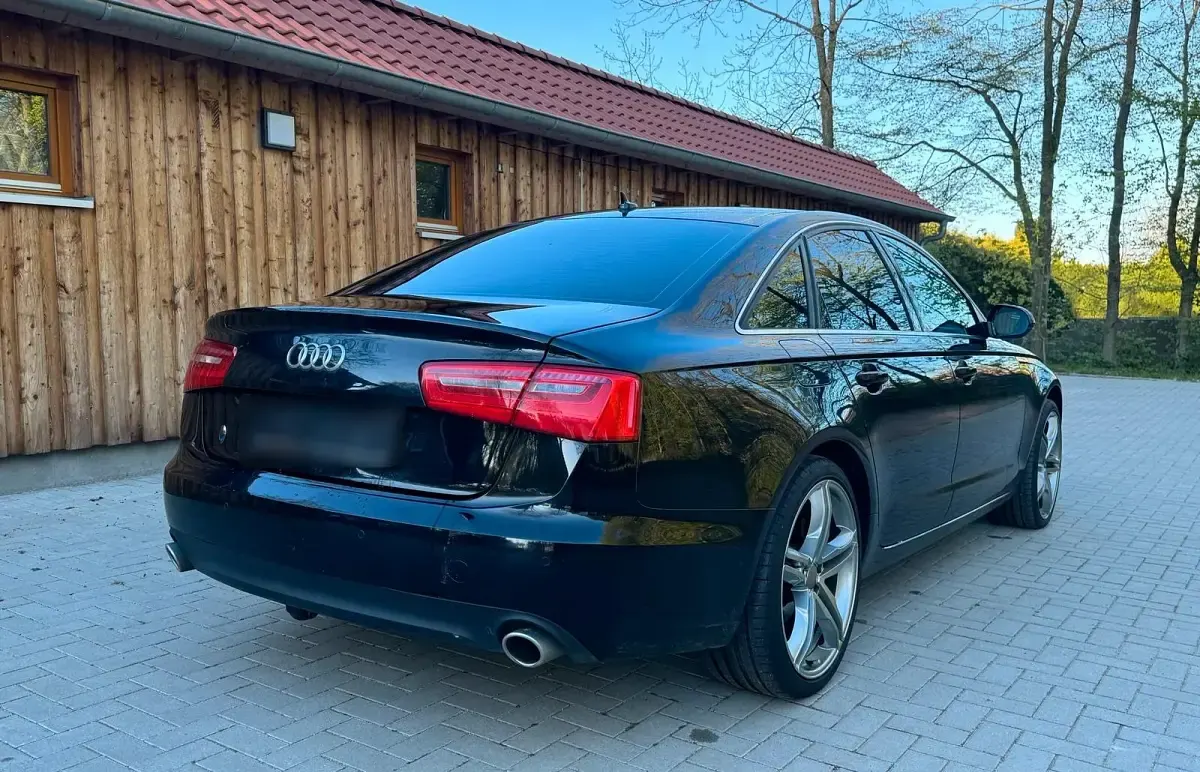 Second-hand Audi A6 204 CP (150 kW) 2011 Negru Berlinǎ