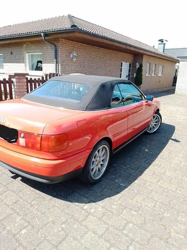 Second-hand Audi 80 133 CP (97 kW) 1992 Roșu Cabrio