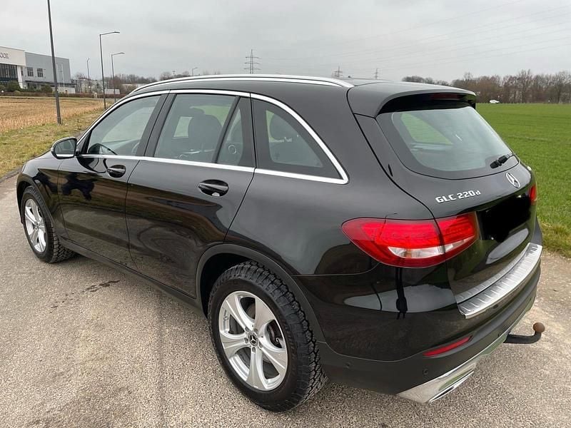 Gebraucht Mercedes GLC220 170 PS (125 kW) 2015 Schwarz SUV