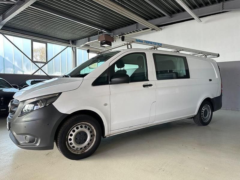Gebraucht Mercedes Vito 163 PS (119 kW) 2021 Weiß Van