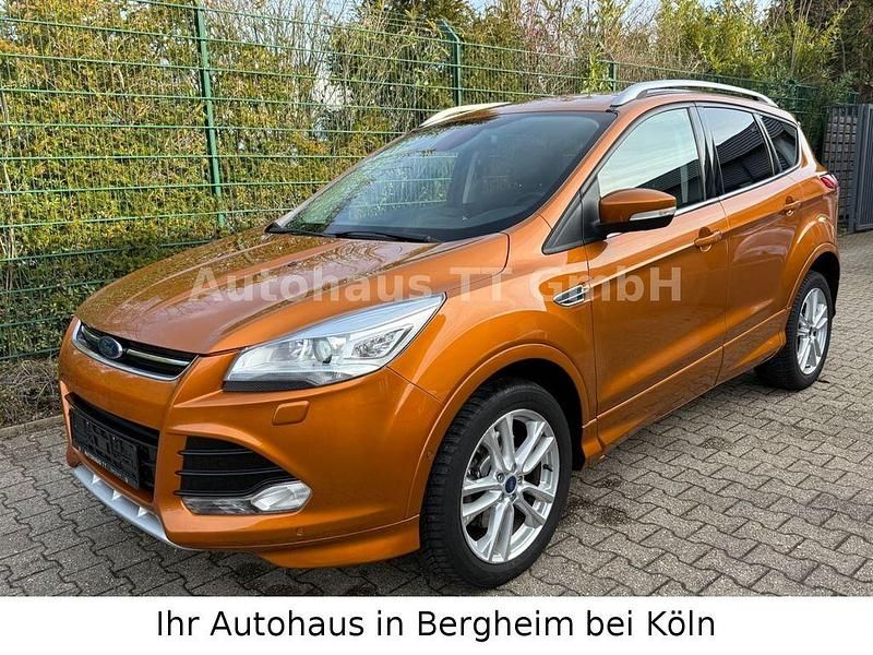 Gebraucht Ford Kuga Individual 150 PS (110 kW) 2016 Gold SUV