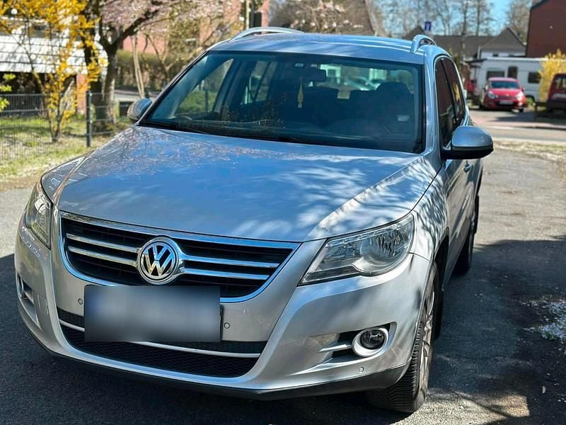 Gebraucht VW Tiguan 200 PS (147 kW) 2009 Grau SUV
