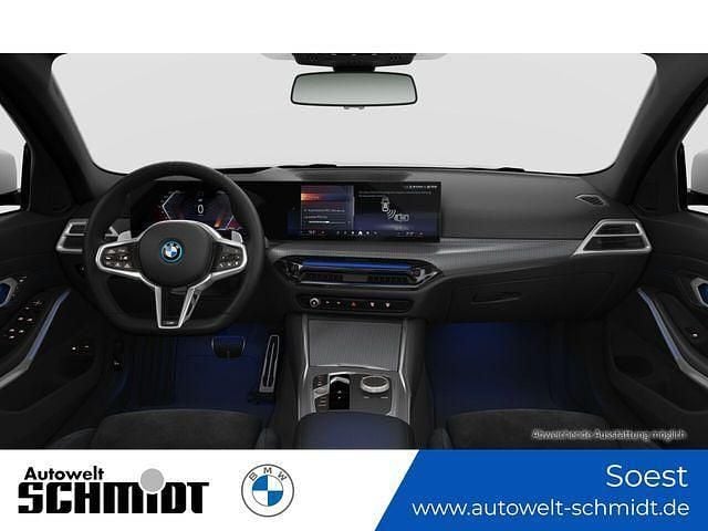 Gebraucht BMW 330e M Sport 292 PS (214 kW) 2024 Weiß Kombi