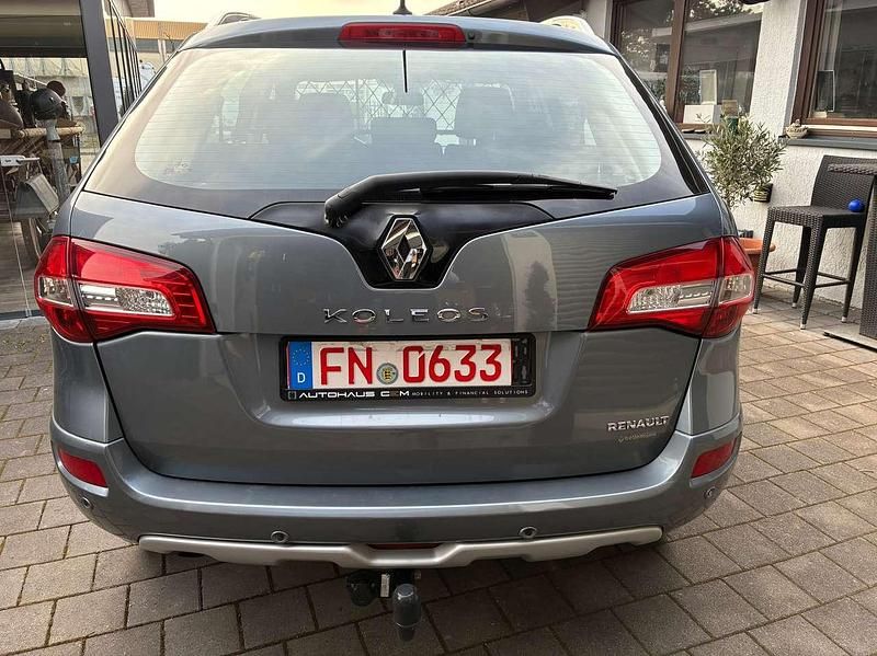 Gebraucht Renault Koleos Dynamique 171 PS (125 kW) 2009 Grau SUV