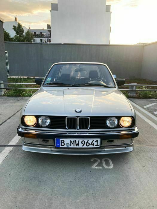 Gebraucht BMW 318 90 PS (66 kW) 1987 Gold Limousine