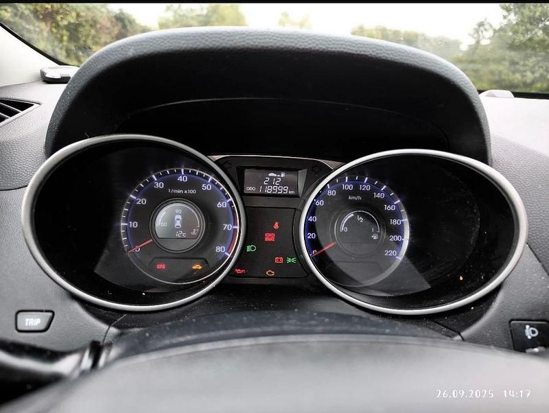 Gebraucht Hyundai ix35 Classic 135 PS (99 kW) 2012 Weiß SUV