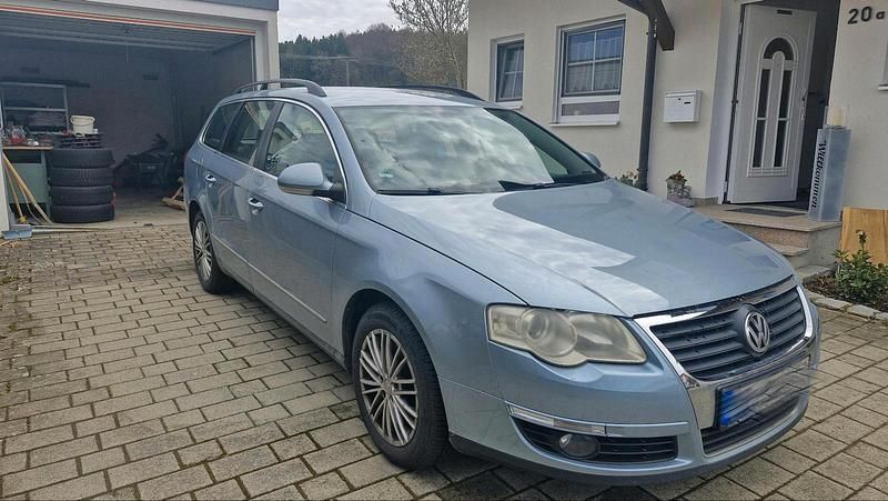 Gebraucht VW Passat 150 PS (110 kW) 2006 Blau Kombi