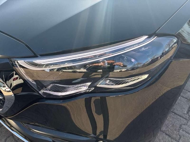 Gebraucht Mercedes E300 AMG 313 PS (230 kW) 2024 Schwarz Limousine