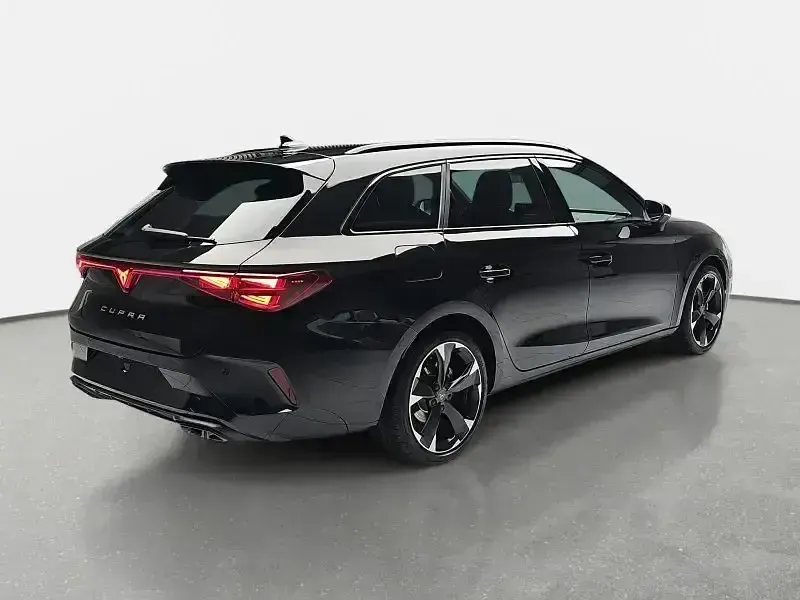 Neu Cupra Leon 150 PS (110 kW) 2025 Grau Kombi