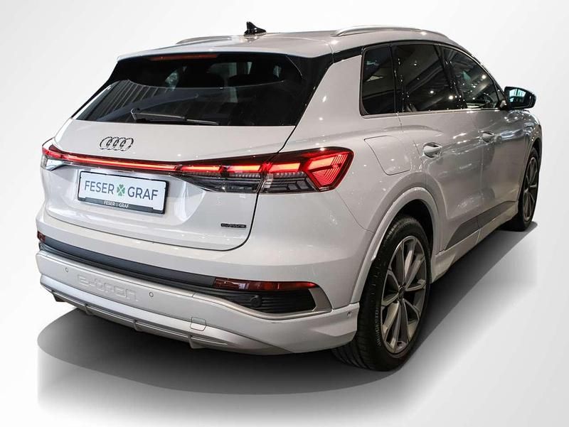 Gebraucht Audi Q4 e-tron Ambiente 219 kW (299 PS) 2023 Gletscherweiß SUV
