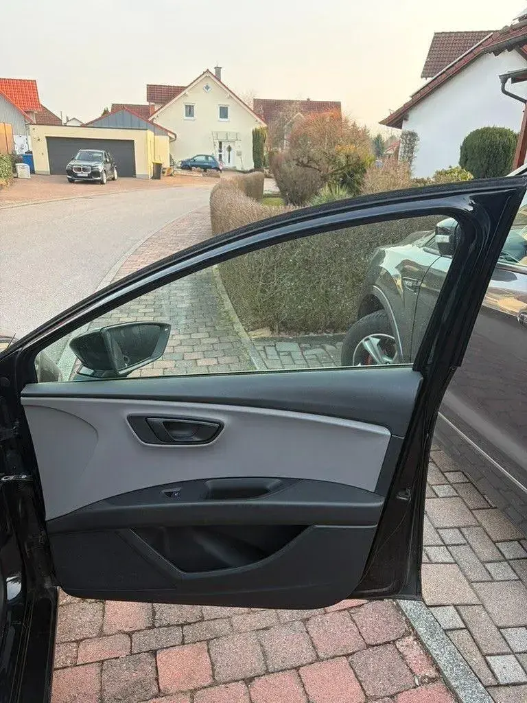 Occasion Seat Leon 86 ch (63 kW) 2013 Noir Break