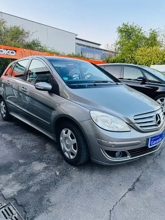 Używany Mercedes B170 116 KM (85 kW) 2005 Szary Minivan