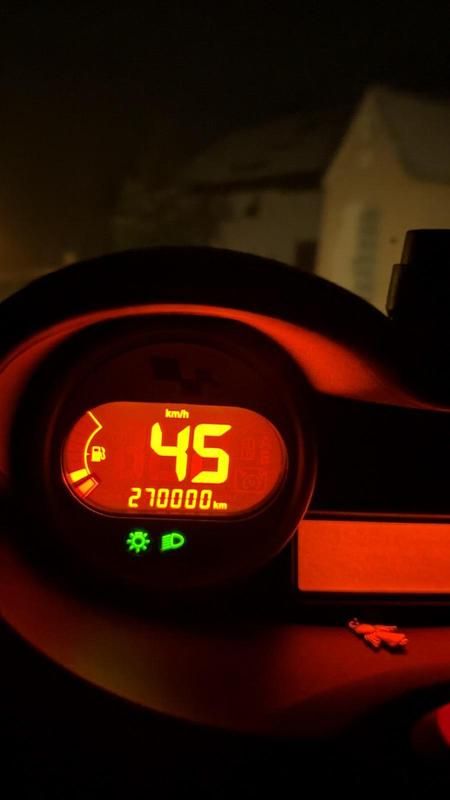 Gebraucht Renault Twingo GT 101 PS (74 kW) 2009 Rot Kleinwagen