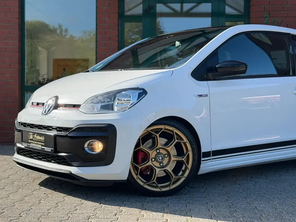 Gebraucht VW up! Beats 116 PS (85 kW) 2018 Weiß Kleinwagen