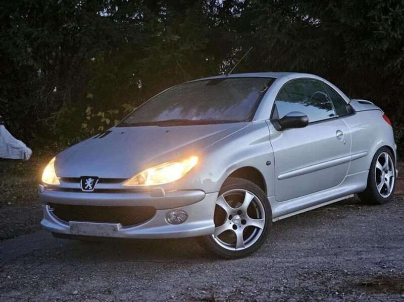 Grau Gebraucht 2004 Peugeot 206 CC Platinum Cabrio | 700 € (Superpreis) - Bild 1/4
