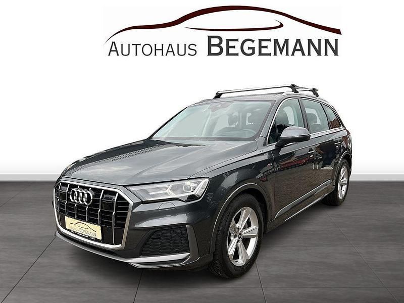 Grau Gebraucht 2021 Audi Q7 S-Line SUV | 55.940 € (Etwas zu teuer) - Bild 1/4