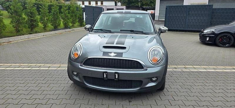 Grau Gebraucht 2007 Mini Cooper S Kleinwagen | 3.850 € (Superpreis) - Bild 1/4