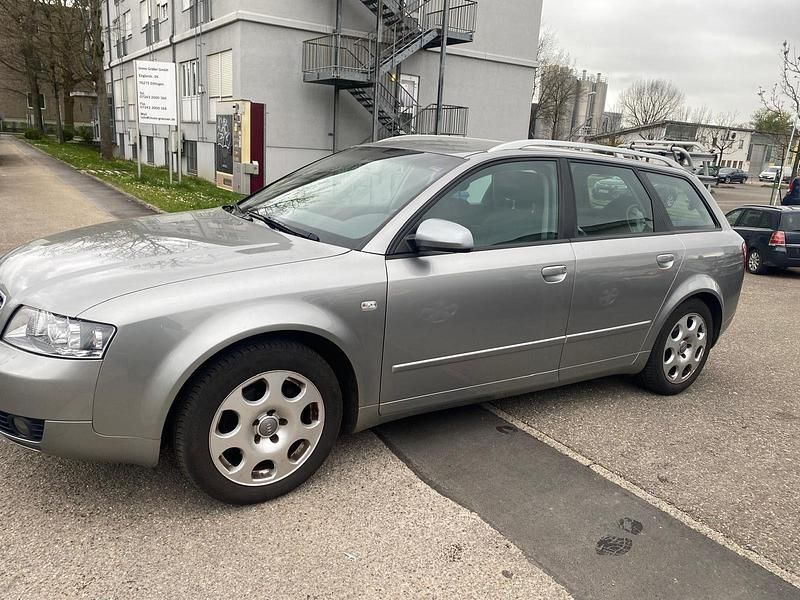 Gebraucht Audi A4 131 PS (96 kW) 2004 Grau Kombi