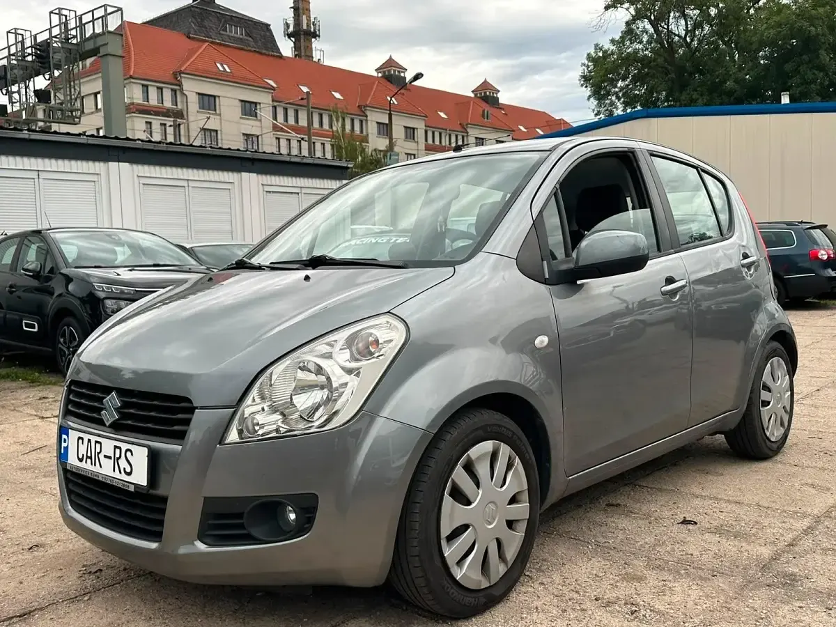 Gebraucht Suzuki Splash 65 PS (47 kW) 2009 Grau Kleinwagen