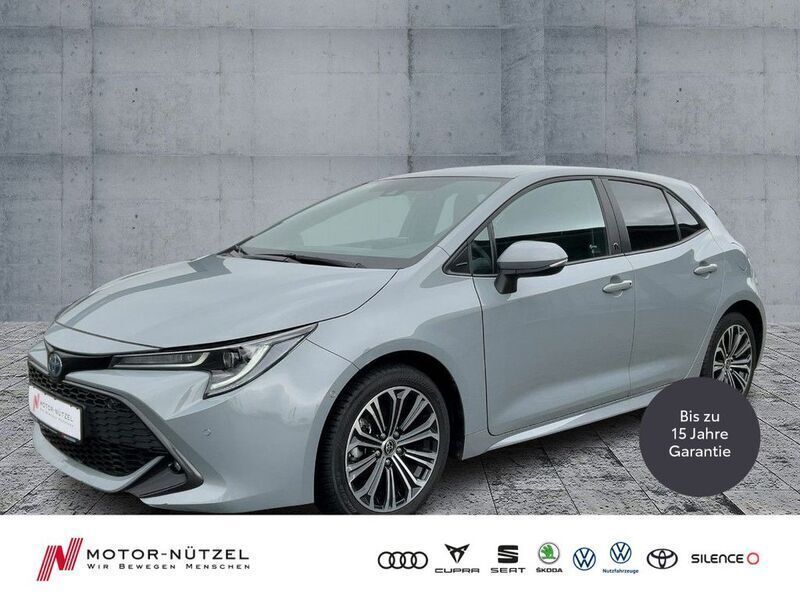 Grau Gebraucht 2022 Toyota Corolla Team Limousine | 20.930 € (Superpreis) - Bild 1/4