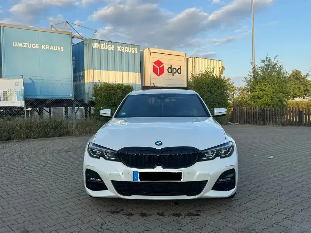Gebraucht BMW 330e M Sport 292 PS (214 kW) 2021 Weiß Limousine
