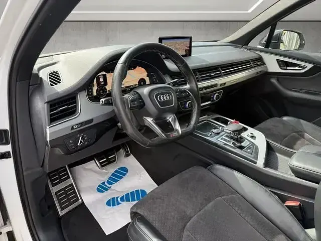 Używany Audi Q7 S-Line 272 KM (200 kW) 2016 Biały SUV