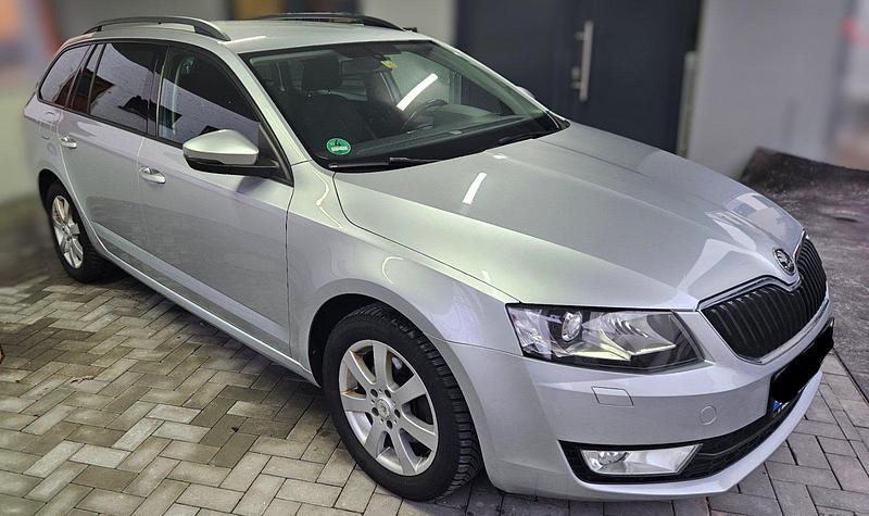 Gebraucht Skoda Octavia 150 PS (110 kW) 2014 Silber Kleinwagen