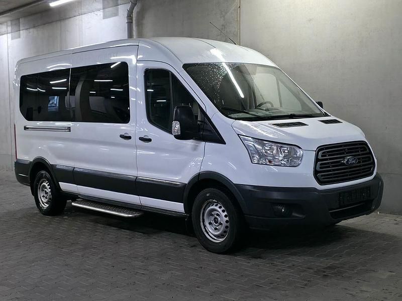 Gebraucht Ford Transit 131 PS (96 kW) 2019 Weiß Kombi