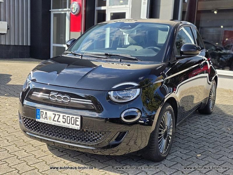 Gebraucht Fiat 500e Icon 86 kW (118 PS) 2022 Schwarz Kleinwagen