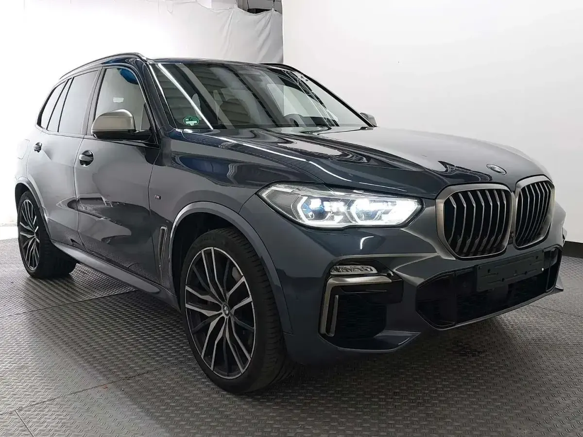 Gebraucht BMW X5 M50 Shadowline 400 PS (294 kW) 2019 Grau SUV