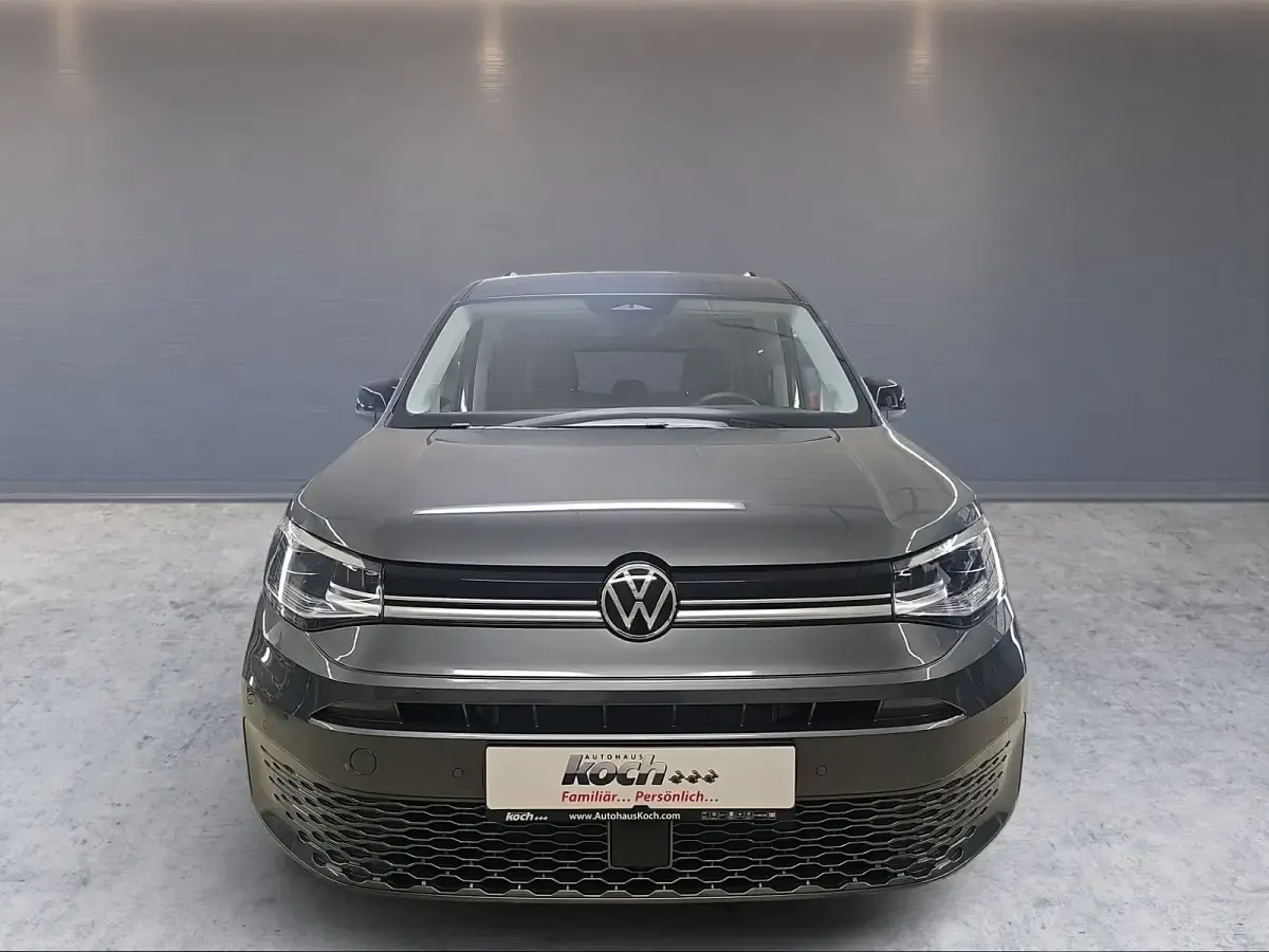 Uusi VW Caddy Maxi Style 116 HP (85 kW) 2026 Harmaa Tila-auto
