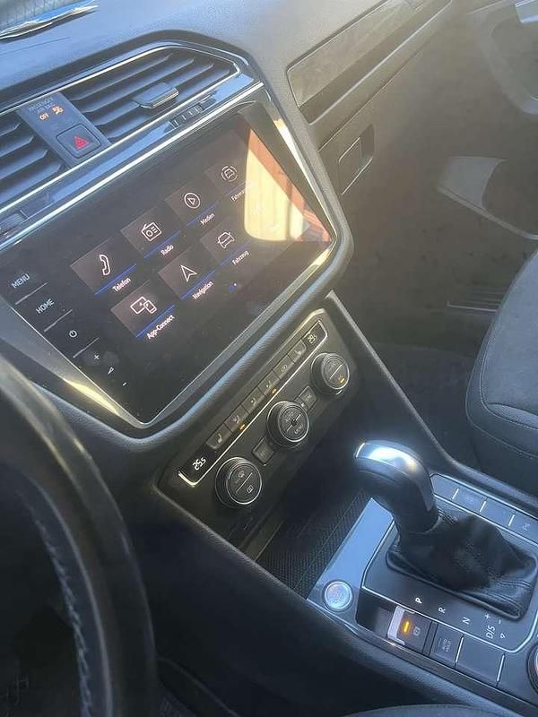 Gebraucht VW Tiguan Allspace Highline 200 PS (147 kW) 2021 Weiß SUV