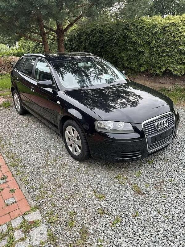 Schwarz Gebraucht 2006 Audi A3 Ambiente Kleinwagen | 5.300 € (Teuer) - Bild 1/4