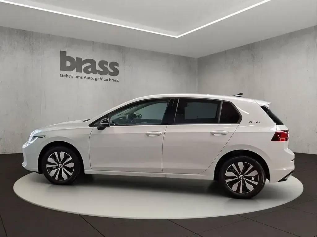 Gebraucht VW Golf VIII Goal 116 PS (85 kW) 2025 Pure white Limousine