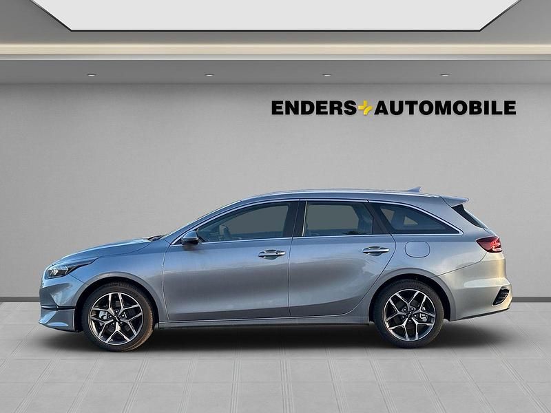 Css) lunar silver m (silber Neu 2025 Kia Ceed Sportswagon Spirit Kombi | 31.680 € (Teuer) - Bild 1/4