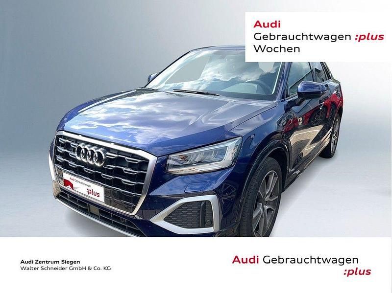 Navarrablau metallic (metallic) Gebraucht 2021 Audi Q2 Advanced SUV | 19.410 € (Fairer Preis) - Bild 1/4