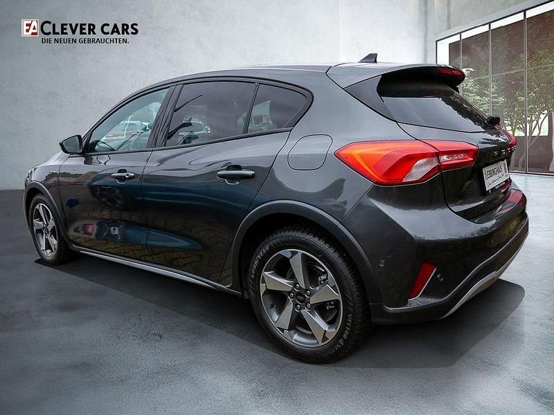 Używany Ford Focus Active X 125 KM (91 kW) 2021 Szary Sedan/Limuzyna