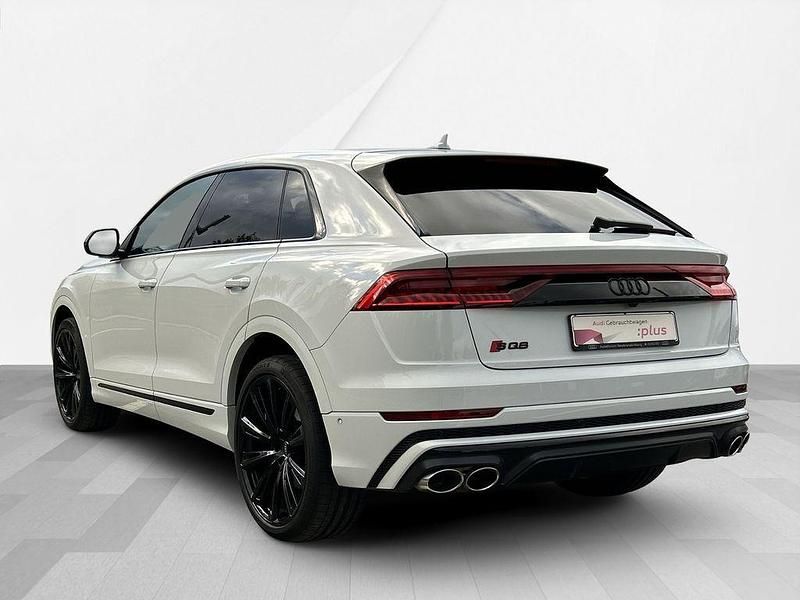 Gebraucht Audi SQ8 Ambiente 507 PS (372 kW) 2022 Gletscherweiß metallic SUV