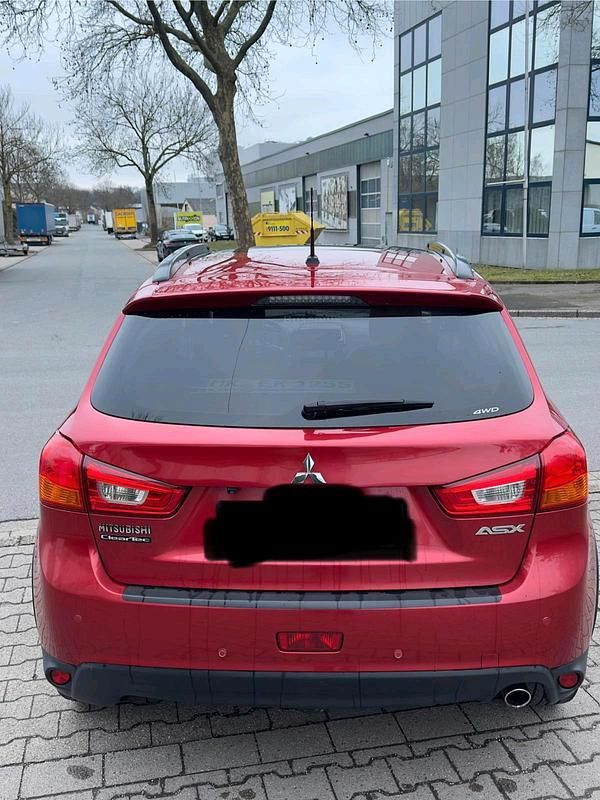 Gebraucht Mitsubishi ASX 114 PS (83 kW) 2016 Rot SUV