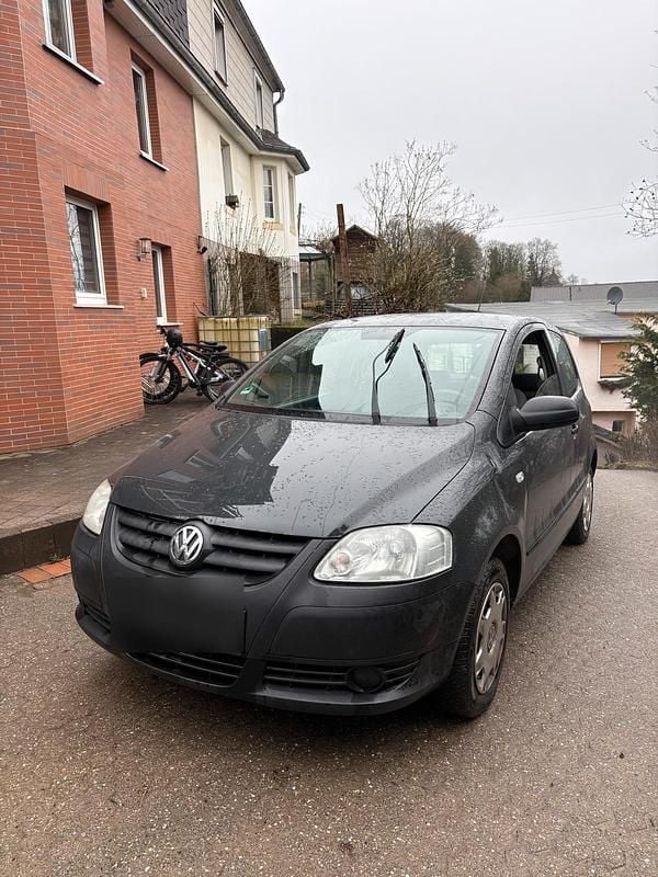 Gebraucht VW Fox 54 PS (39 kW) 2009 Kleinwagen