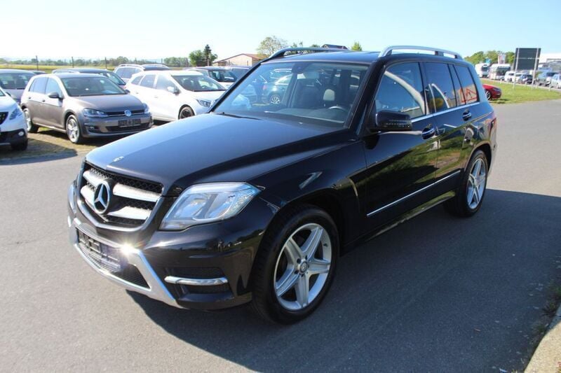 Schwarz Gebraucht 2013 Mercedes GLK200 Sport SUV | 8.990 € (Guter Preis) - Bild 1/4