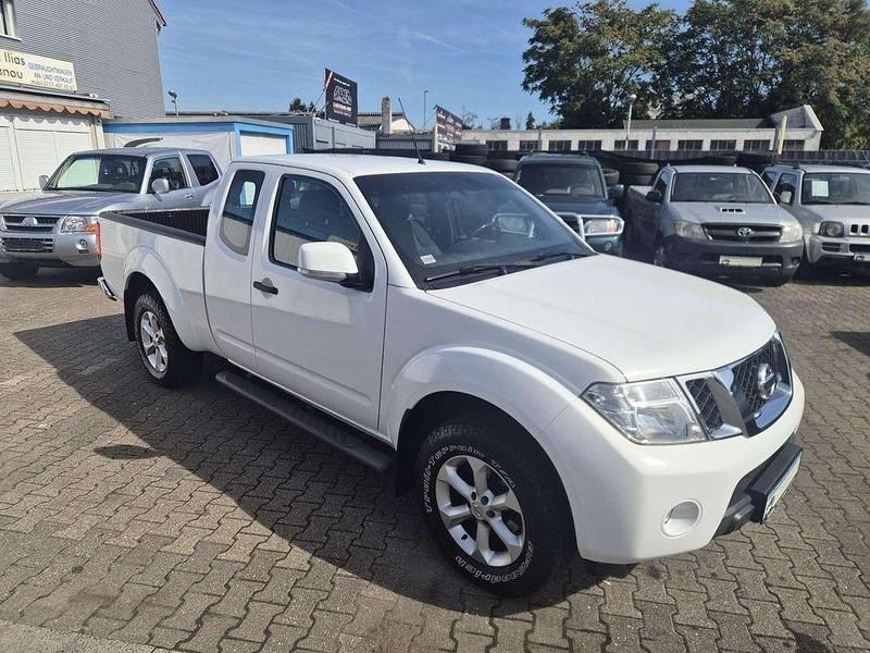 Gebraucht Nissan Navara SE 190 PS (139 kW) 2015 Weiß Pickup