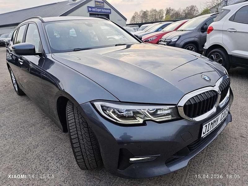 Gebraucht BMW 318 Advantage 150 PS (110 kW) 2020 Grau Kombi