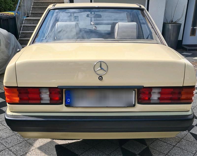 Gebraucht Mercedes 190 90 PS (66 kW) 1992 Limousine