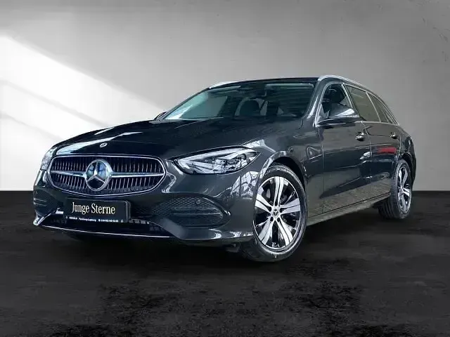 Gebraucht Mercedes C200 Avantgarde 204 PS (150 kW) 2022 Grau Limousine