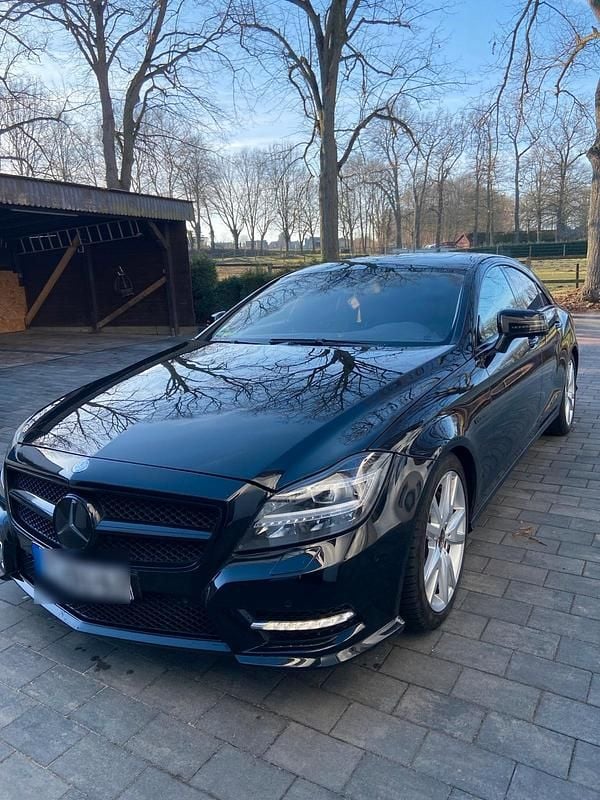Schwarz Gebraucht 2013 Mercedes CLS500 Limousine | 22.000 € (Fairer Preis) - Bild 1/4