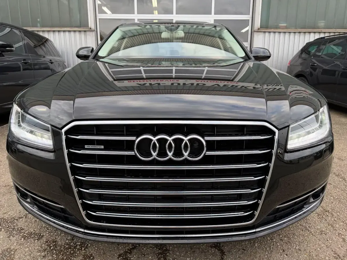 Gebraucht Audi A8 Ambiente 262 PS (192 kW) 2017 Schwarz Limousine